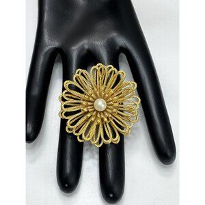 Capri Pearl Flower Textured Gold Tone Vintage Modernist Brooch Pin Signed